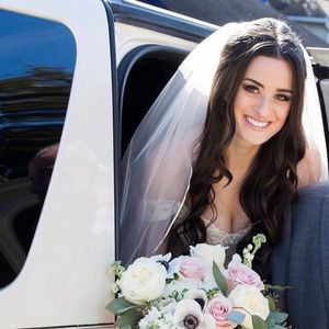 Meet your Posher, Caitlin